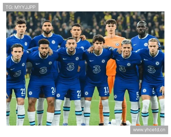 切尔西中场失控与后防危机持续影响球队战绩,复兴之路面临严峻考验。 切尔西中场失控与后防危机持续影响球队战绩,复兴之路面临严峻考验。