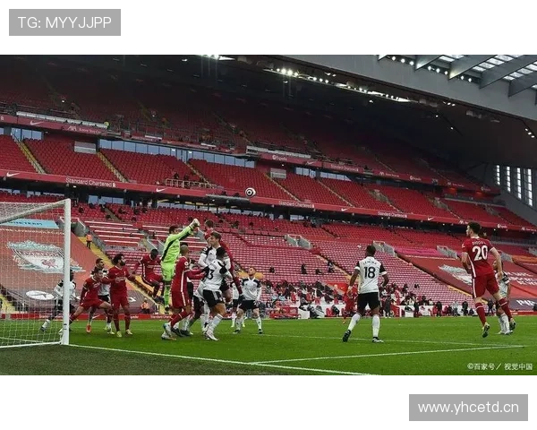 曼联进攻组织混乱问题持续显现，对球队赛季稳定性形成制约