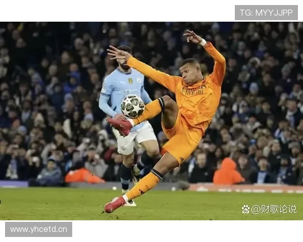 皇马中锋短缺问题逐步反映,对关键战能力形成制约 皇马中锋短缺问题逐步反映,对关键战能力形成制约