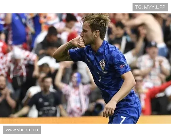 伊涅斯塔与拉基蒂奇中场调度呈现多点参与趋势 伊涅斯塔与拉基蒂奇中场调度呈现多点参与趋势